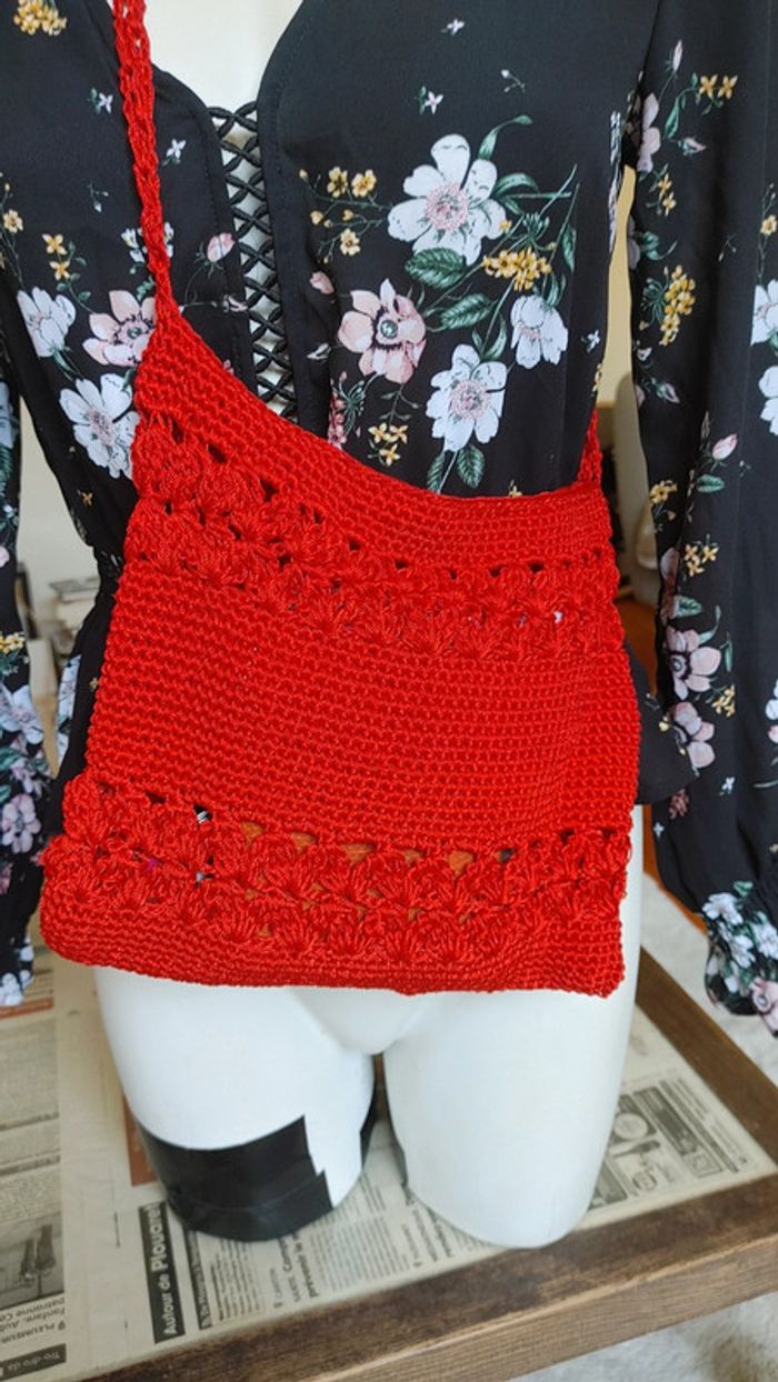 Sac bandoulière en crochet rouge fermeture à zip - photo numéro 5