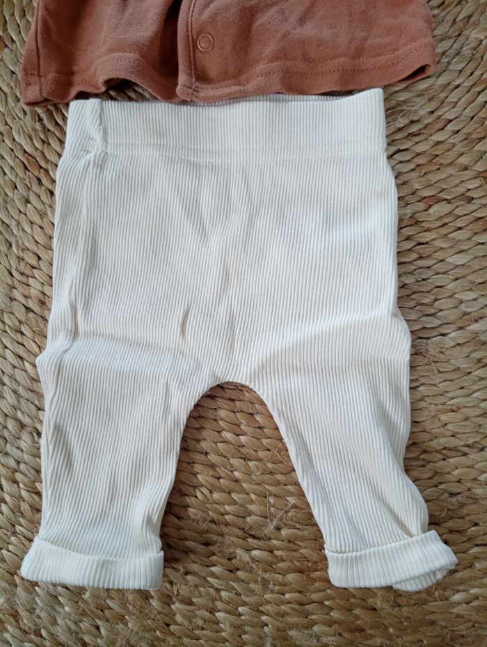 Ensemble 1 mois - photo numéro 2