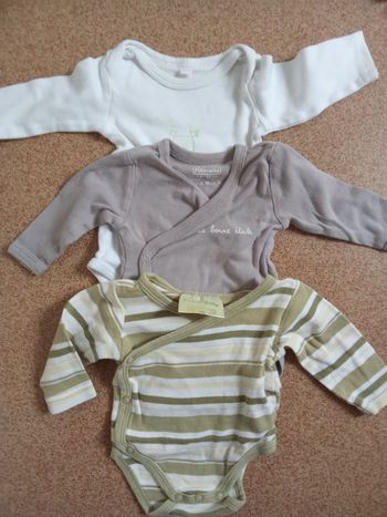 Lot de 3 bodys garçon manche longue 1 mois cache coeur 