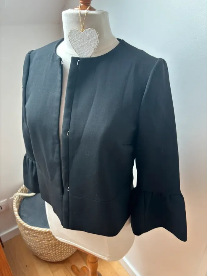 🖤 Veste noire Caroll – manches 3/4 T38 Le blazer parfait ! - photo numéro 3