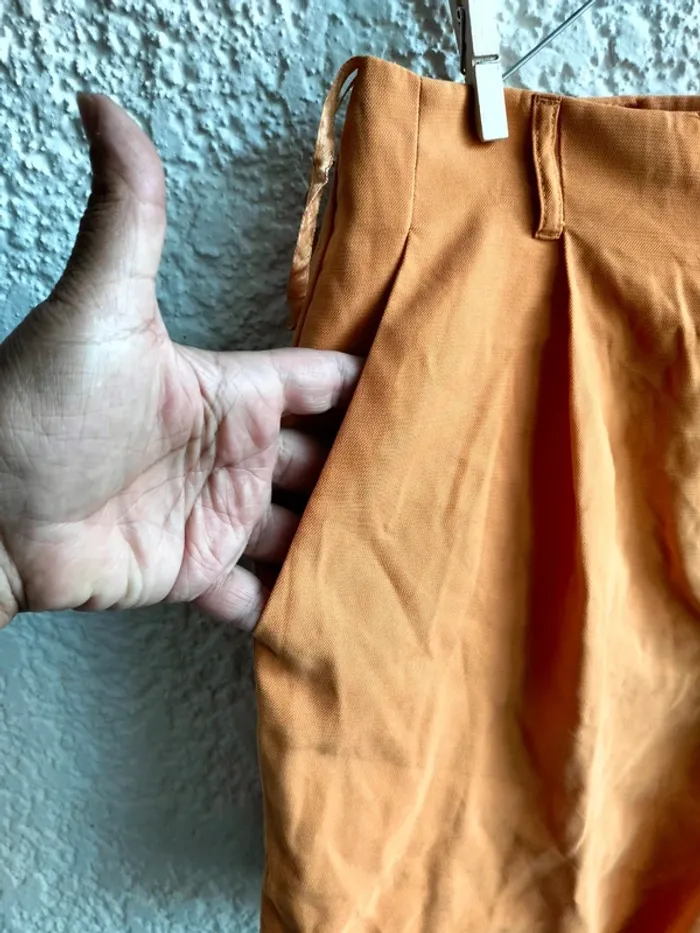 Short taille haute a pince orange t38 - photo numéro 5