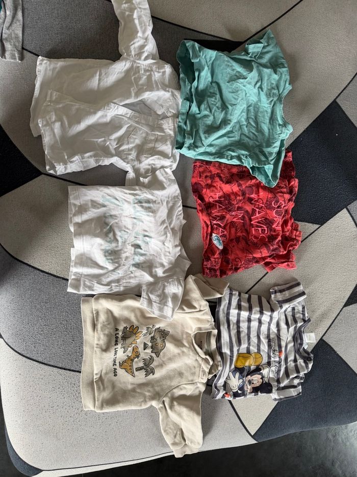 Lots de vêtements bebe