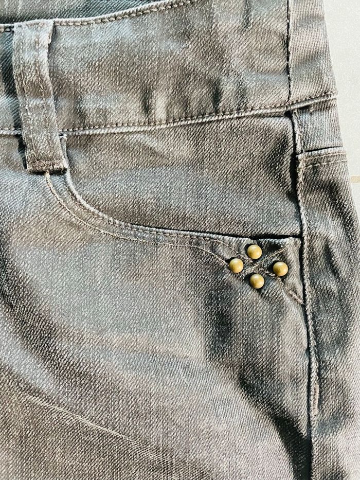 Lot jupes en jean mi saison - photo numéro 4