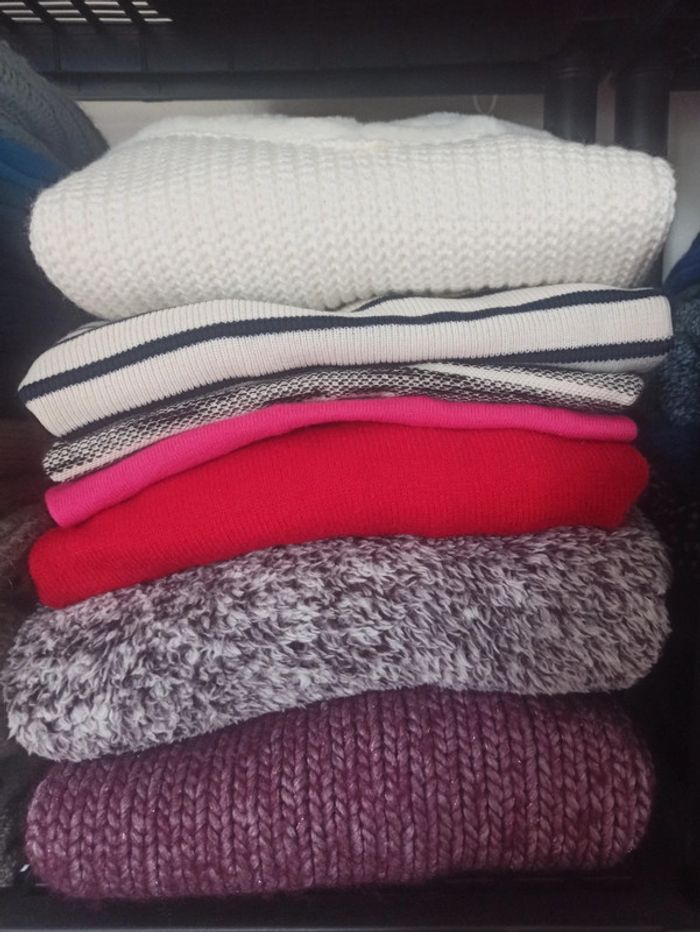 Lot de 7 pulls femme – Taille M – Marques variées – Très bon état