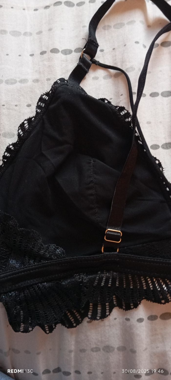 Lot soutien gorge - photo numéro 3