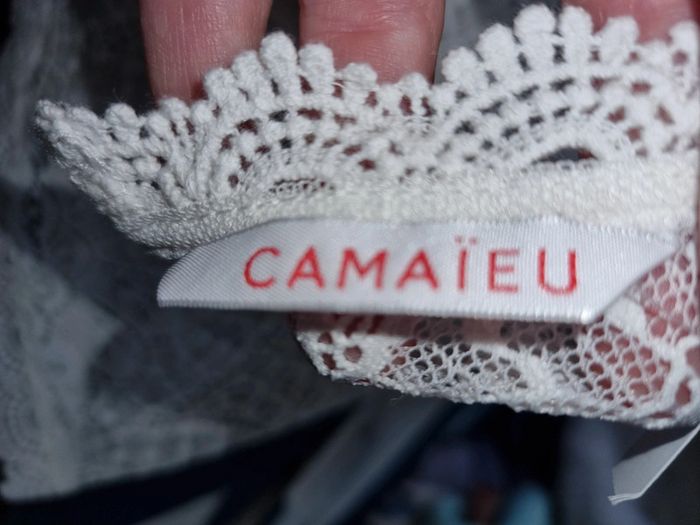 Top dentelle T34-36 - photo numéro 7