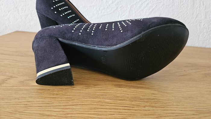 Belles chaussures à talons pointure 36 neuves - photo numéro 4