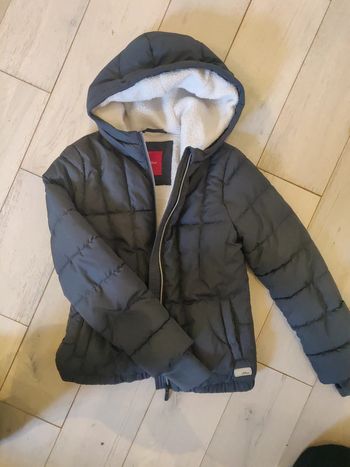 Veste S.Oliver taille 140