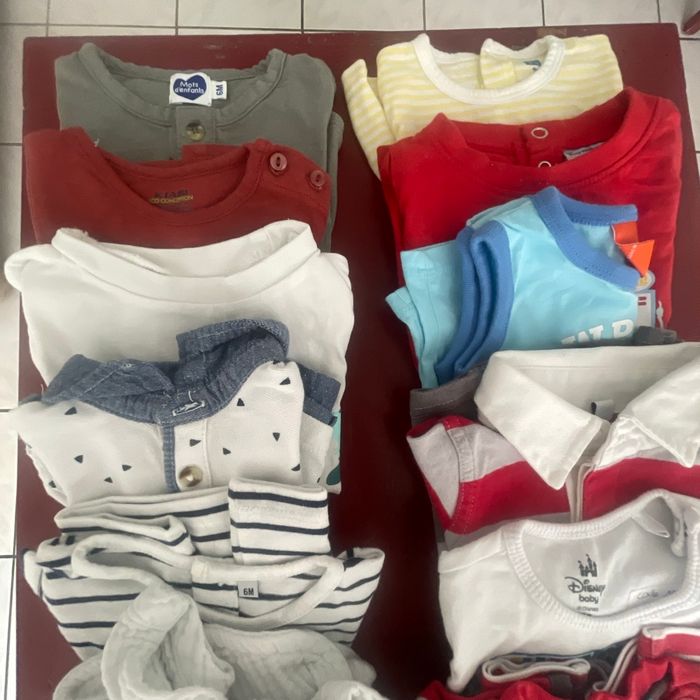 Lot de 16 t-shirt 6 mois 👶 - photo numéro 2