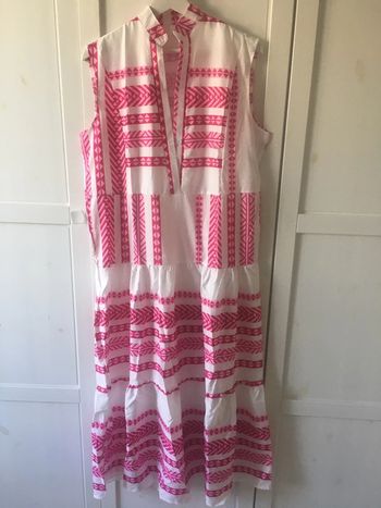 Robe blanche et rose