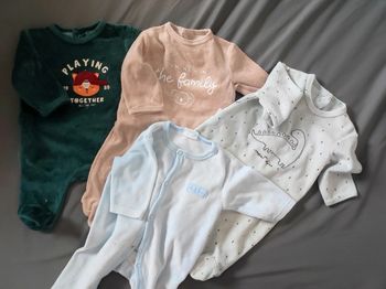 Lot 4 pyjama 1 mois