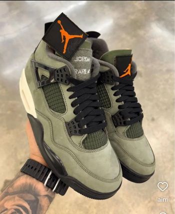 Jordan 4 undefeated deep green tout neuf
