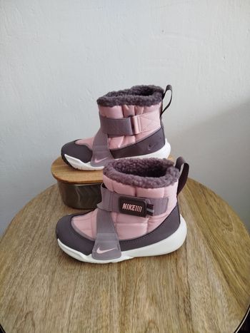 Boots Nike T28