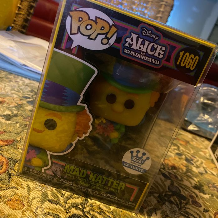 Pop Mad Hatter