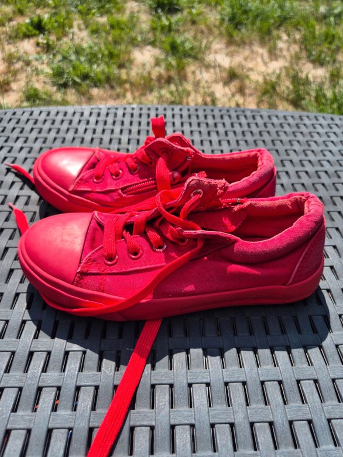Chaussure Tams rouge pointure 33 - photo numéro 5