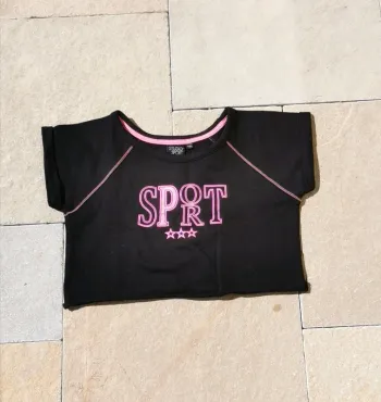 Tee-shirt Top court sport 14 ans neuf