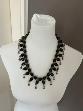 Bijoux, ancien, collier, perle noire, femme rares