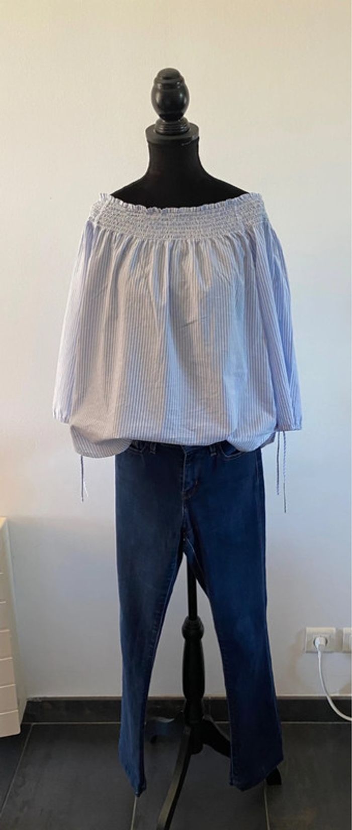 Blouse H&M bleue et blanche à rayures taille 36 / 38 - photo numéro 9