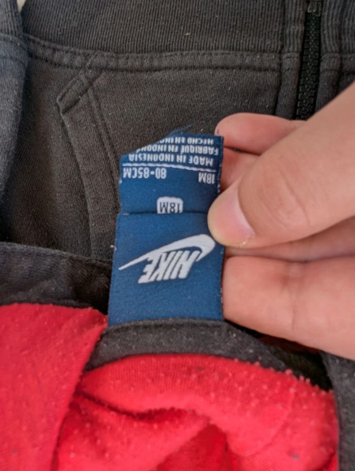 Veste Nike fille 18 mois - photo numéro 3