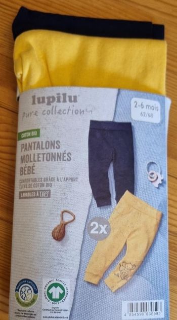 Lot 2 pantalons bébé neuf