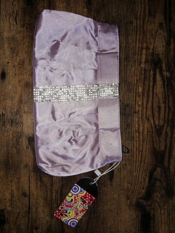 Sac a main, pochette de soirée Neuve jamais utilisé voir l'étiquette