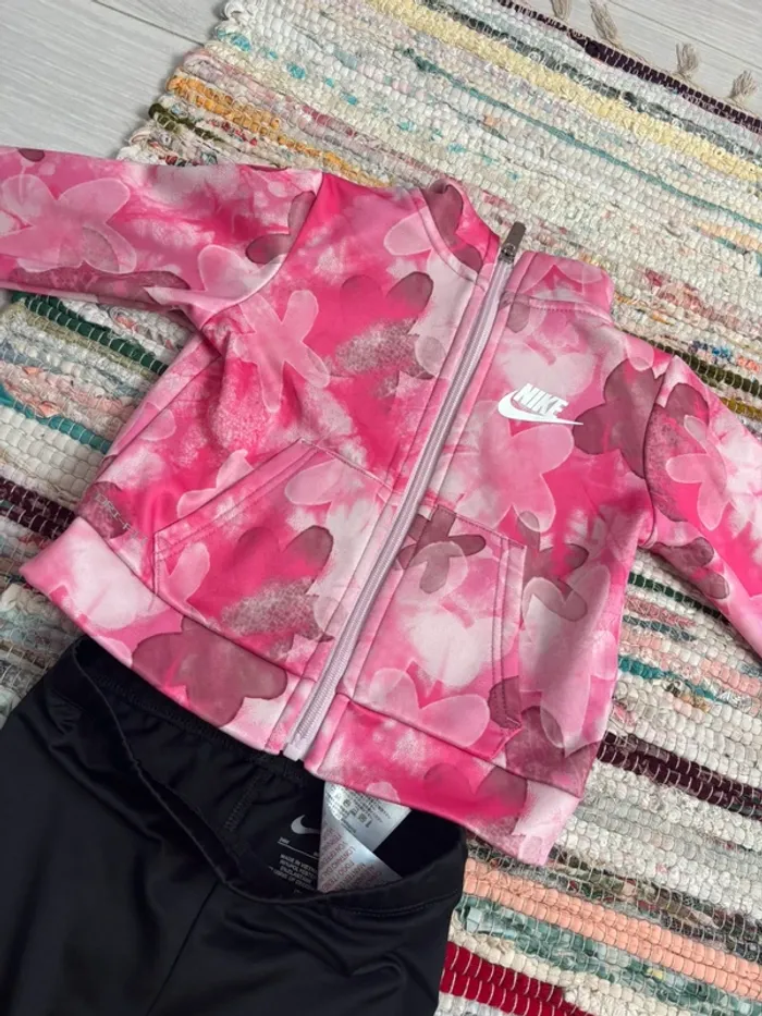 Ensemble Nike fille fleurs - photo numéro 3