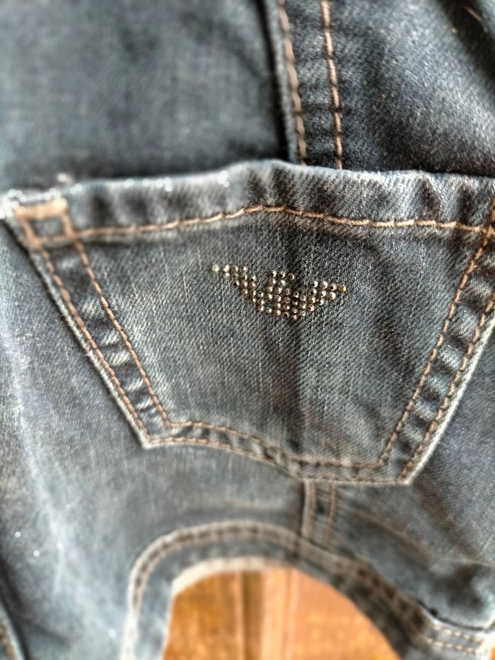 Très belle jupe Armani 2 ans - photo numéro 6