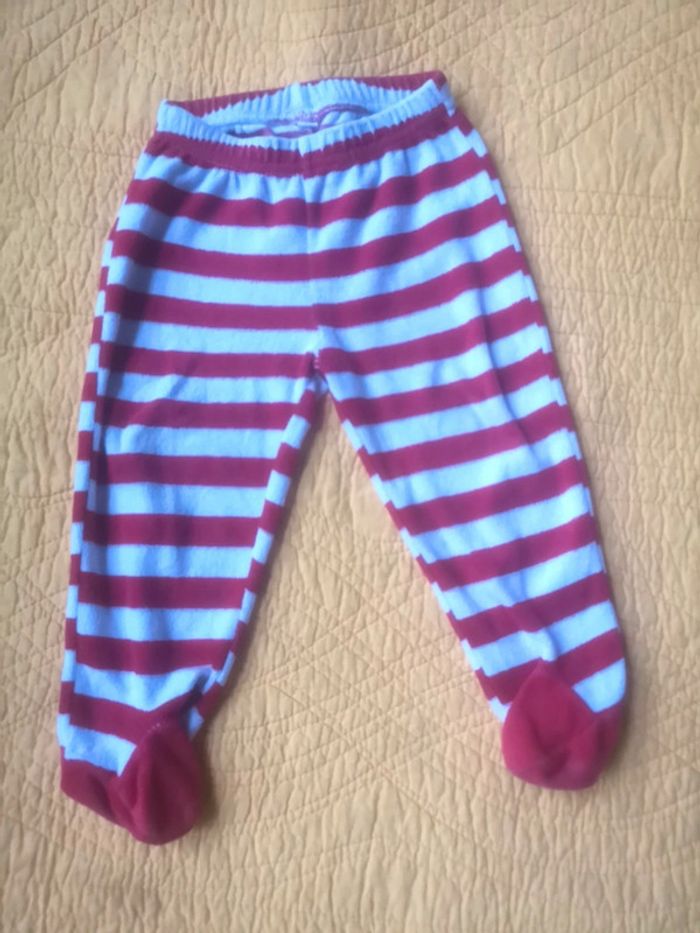 Pantalon de pyjama et tee-shirt 18 mois - photo numéro 2
