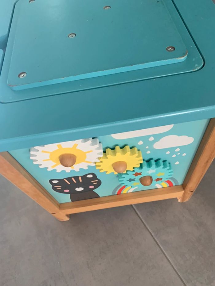 Grand cube d’activité en bois - photo numéro 4