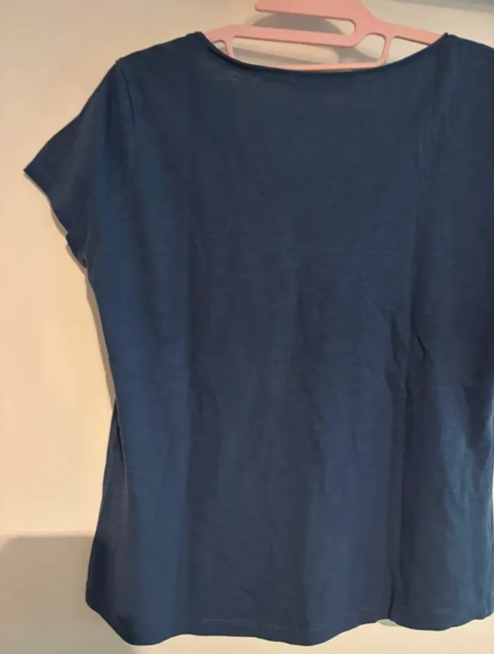 Lot 2 tee-shirts Armand Thiery 🤍 taille 36-S très bon état - photo numéro 4