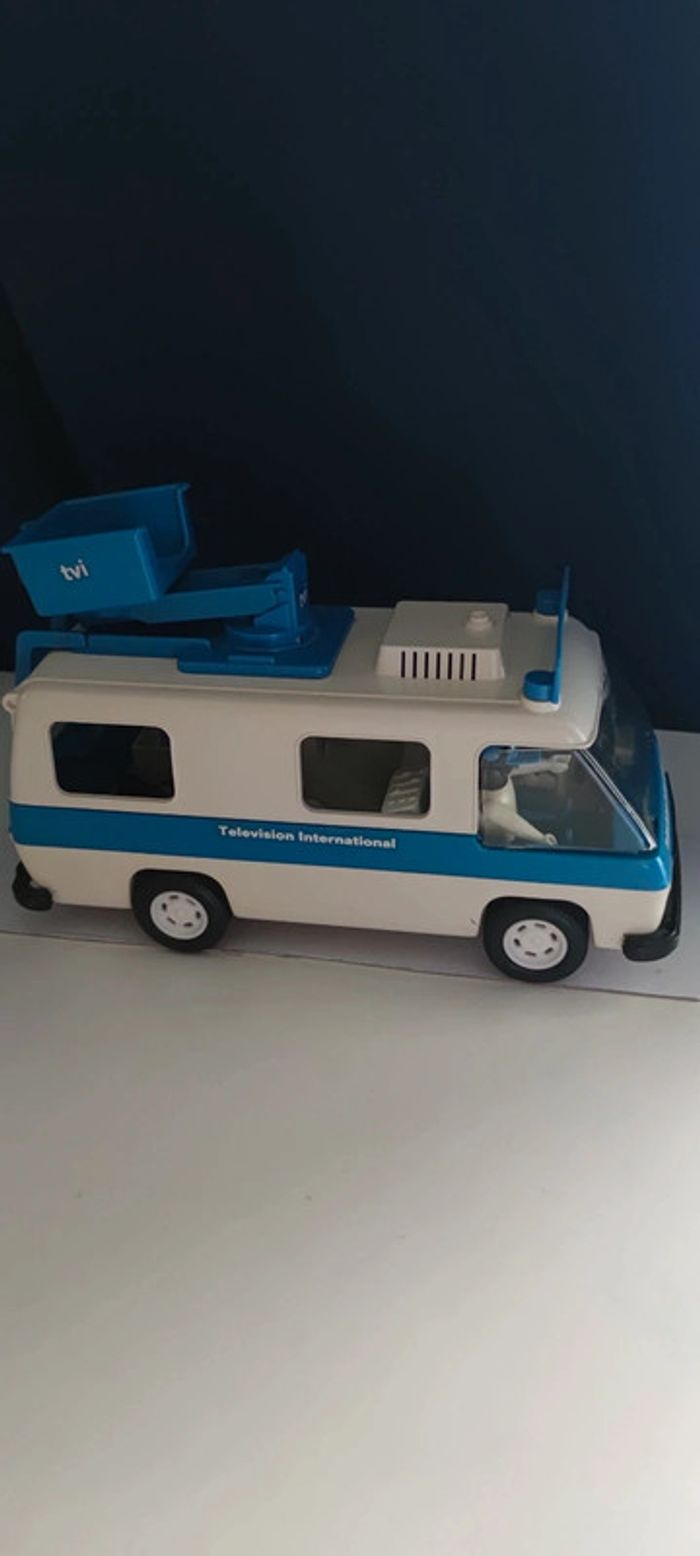 Playmobil Klicky N 3530 Camion TV + Journalistes + camera - photo numéro 15