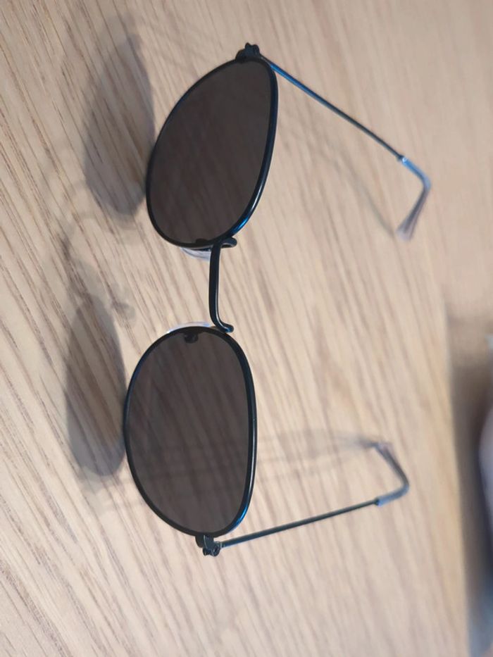 Lunettes de soleil femme noires - photo numéro 3
