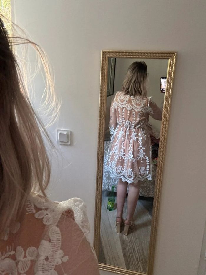 Robe courte en dentelle blanche 36 - photo numéro 2