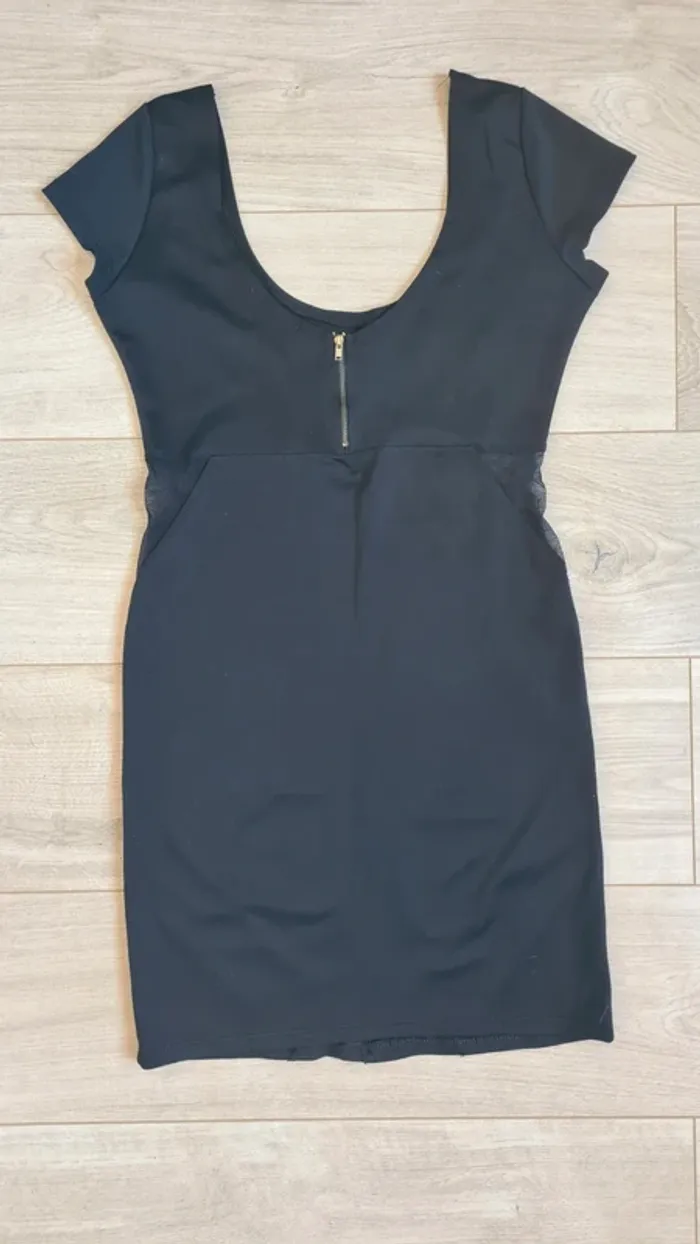 Robe M - photo numéro 3