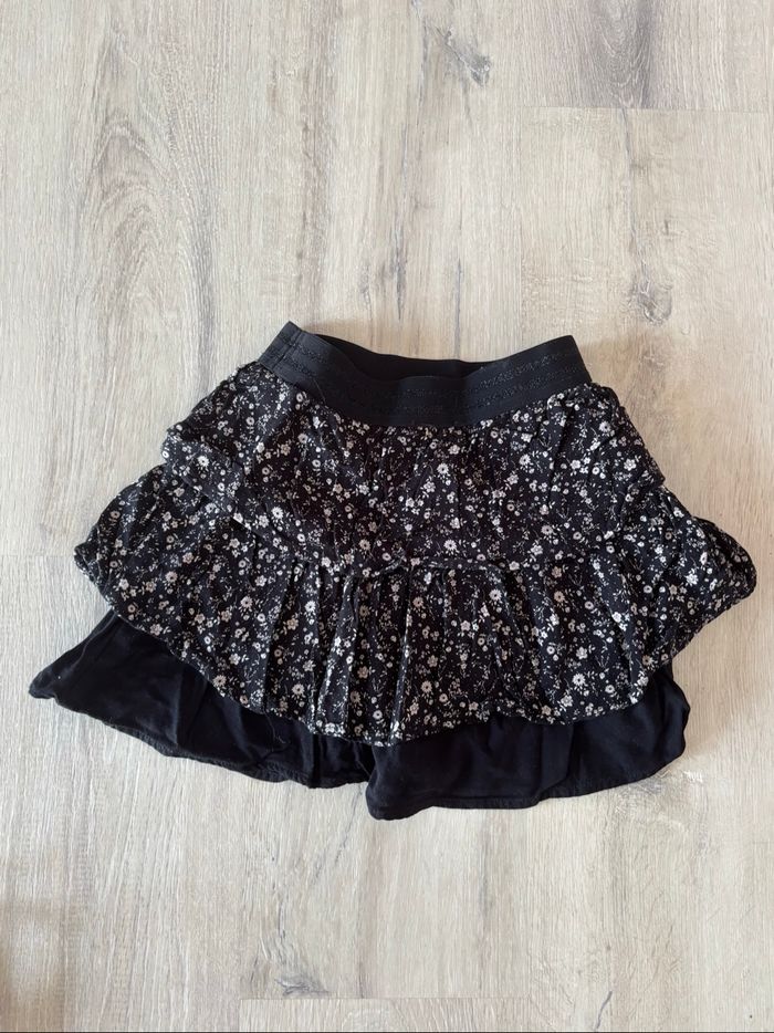 Jupe ikks 8 ans - photo numéro 2