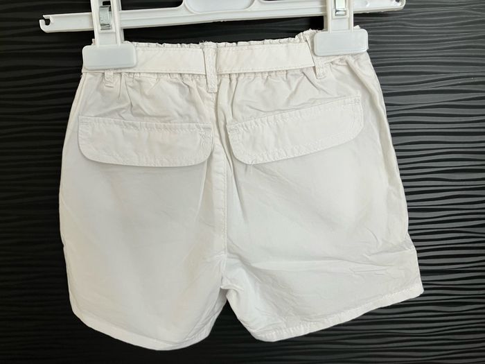 Short blanc H&M 2 ans - photo numéro 3