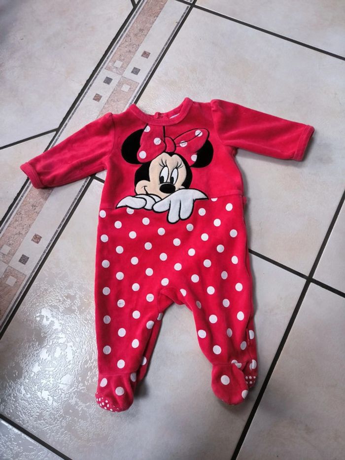 Lot de 5 pyjamas/grenouillères 3 mois - photo numéro 2