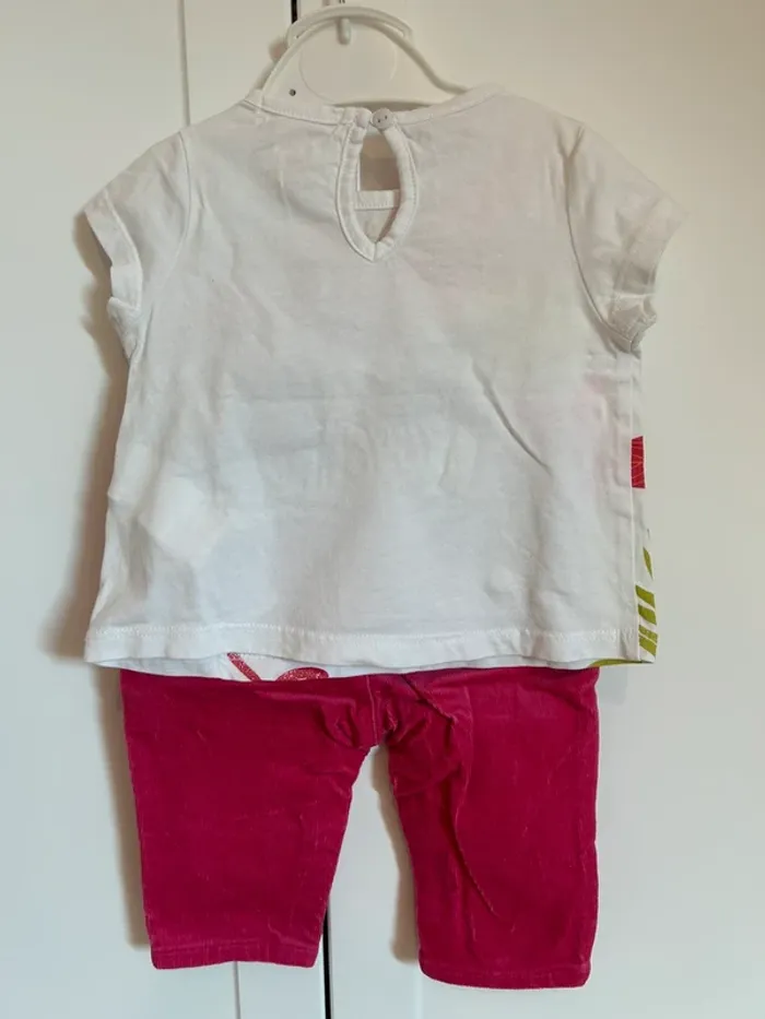 Teeshirt et pantalon - photo numéro 2