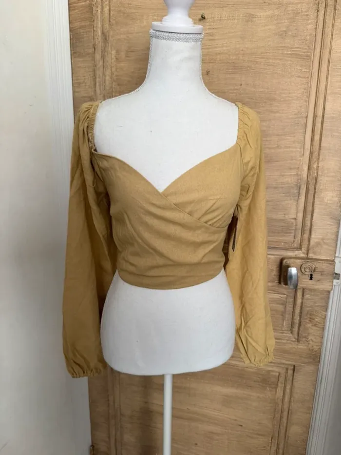 Haut crop top cache-cœur manches longues