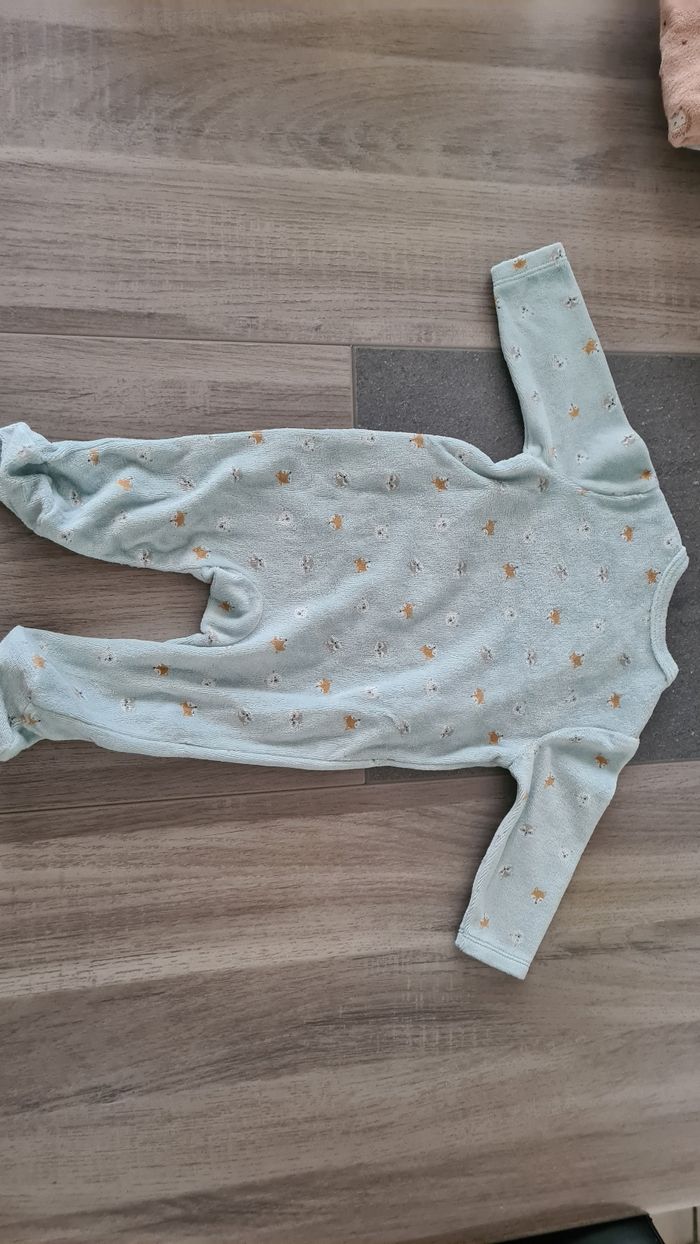 Pyjama - photo numéro 2