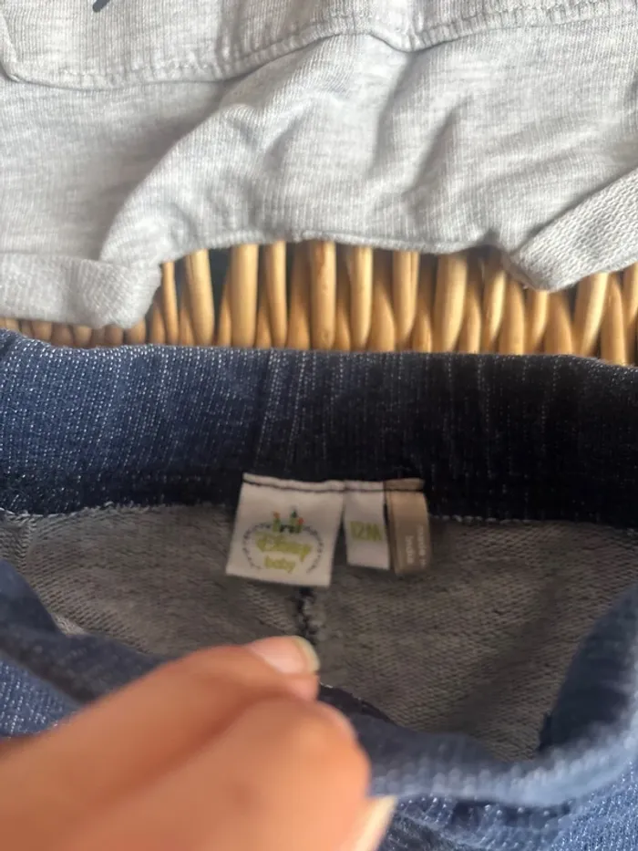 3 short 12mois garçon en très bon état - photo numéro 2