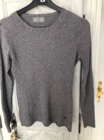 Pull léger gris