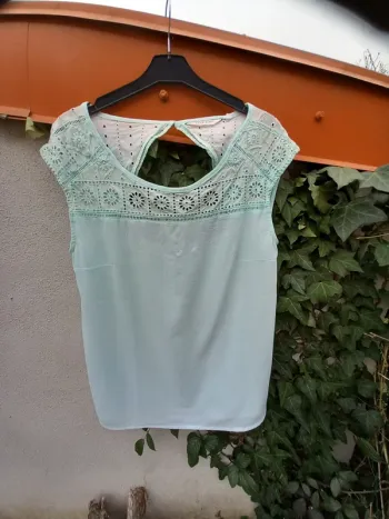 T shirt sans manche naf naf