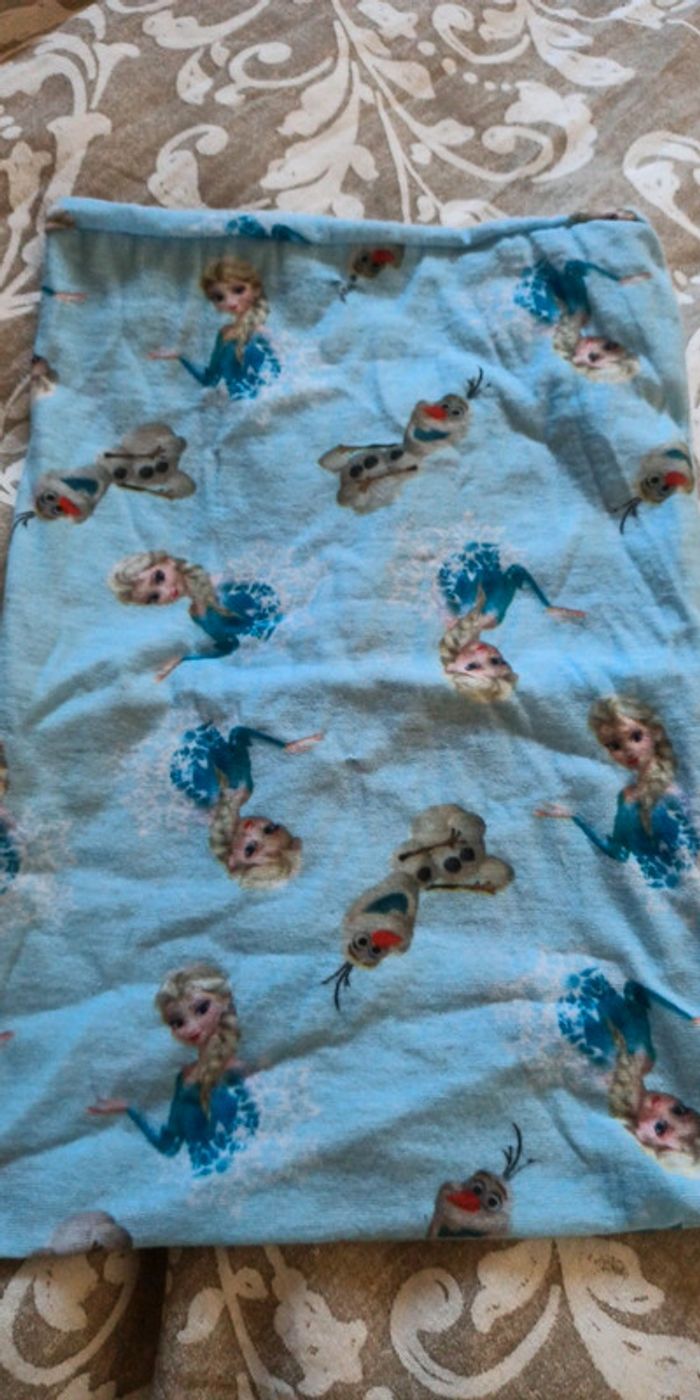 Tour de Cou Reine des Neiges