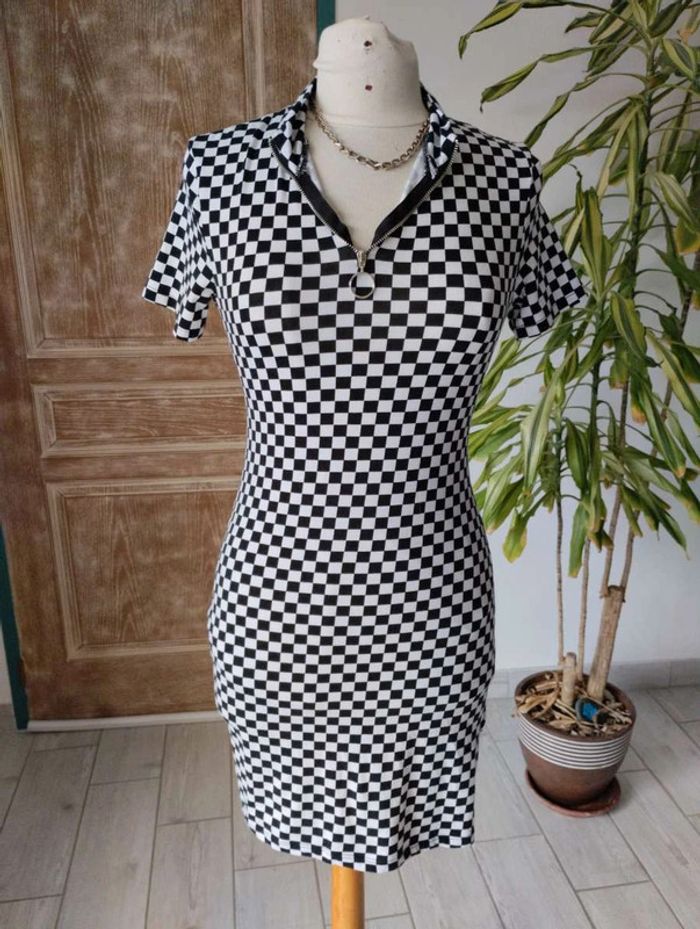 Robe moulante