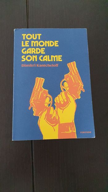 Tout le monde garde son calme