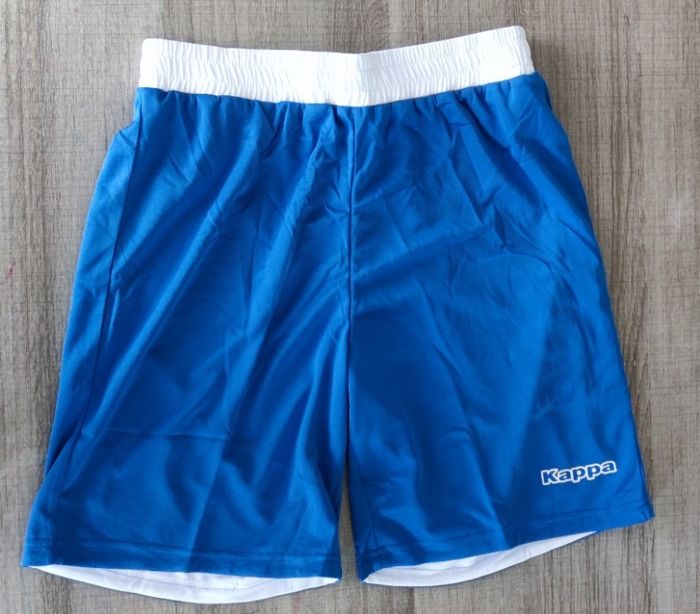 Short pour garçon marque kappa taille 14 ans couleur bleu et blanc
