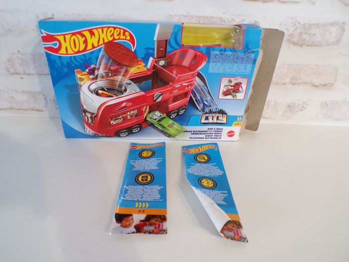 Elément circuit Hot Wheels - Camion restaurant et course  (J29) - photo numéro 8