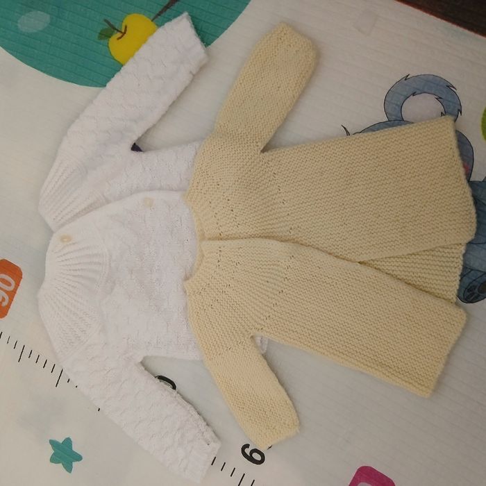 Petits gilets 1 mois