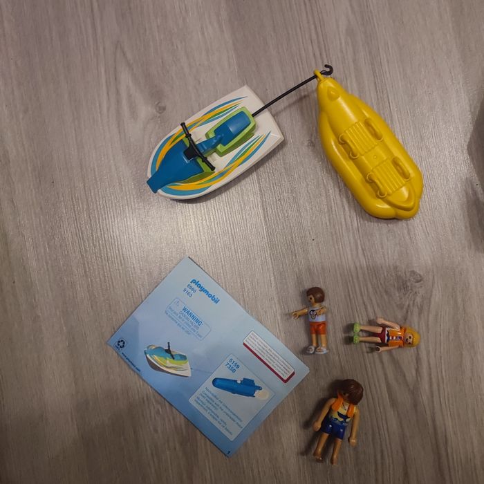 Playmobil 6980 vacanciers avec jet ski et banane manque un gilet